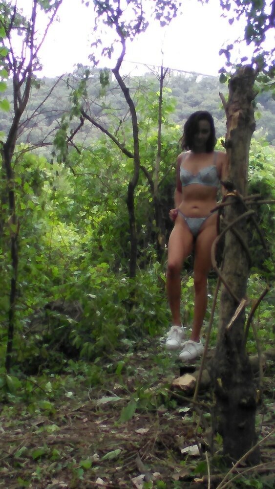 vikinga morena sesion en el bosque 1 (0) #64TkHpd6